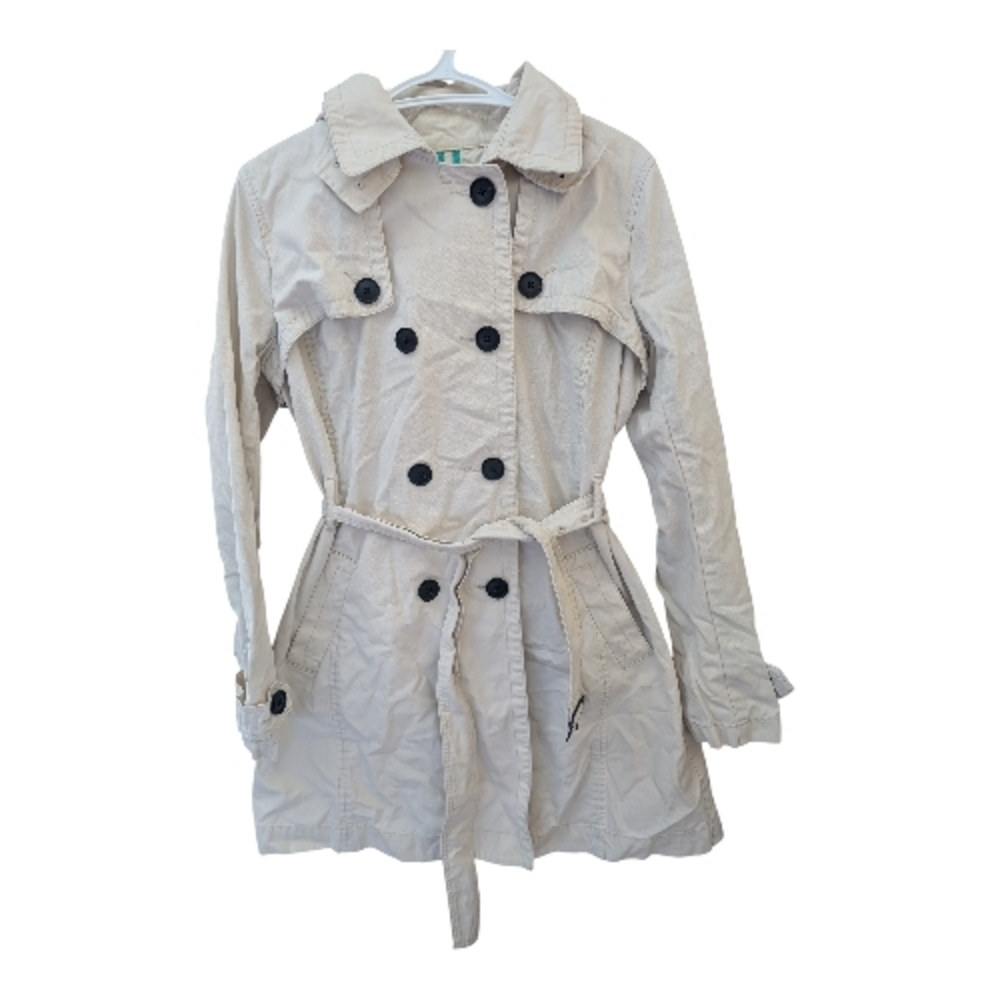 GAP Women's Beige Trench Coat with Black Buttons